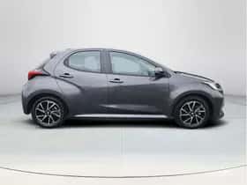 Toyota Yaris (2022) thumbnail 6