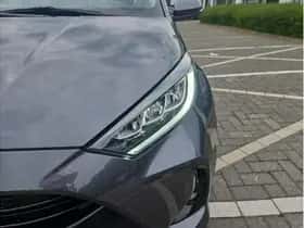 Toyota Yaris (2022) thumbnail 9