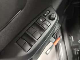Toyota Yaris Cross (2025) thumbnail 26