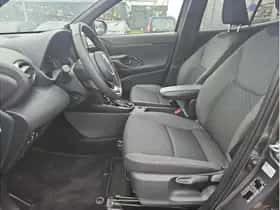 Toyota Yaris Cross (2025) thumbnail 10