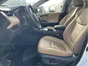 Toyota RAV4 (2024) thumbnail 11