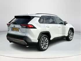 Toyota RAV4 (2024) thumbnail 5