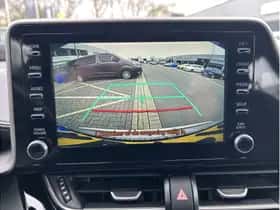 Toyota C-HR (2021) thumbnail 17