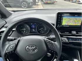 Toyota C-HR (2021) thumbnail 26