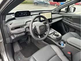 Toyota bZ4X (2025) thumbnail 15