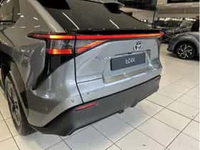 Toyota bZ4X (2025) thumbnail 25