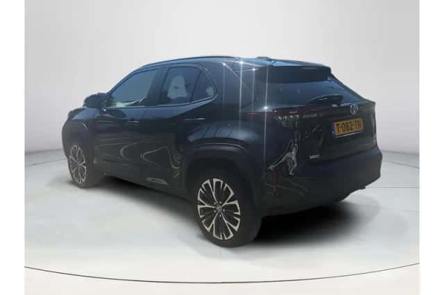 Toyota Yaris Cross (2023) thumbnail 3