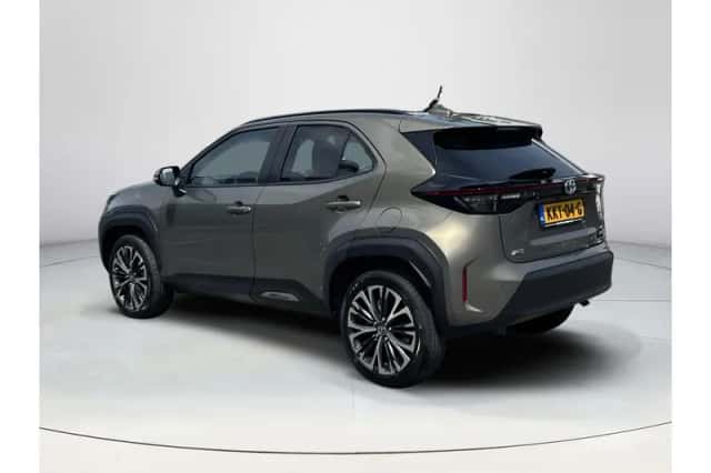 Toyota Yaris Cross (2023) thumbnail 3