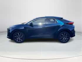 Toyota C-HR (2025) thumbnail 2
