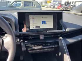 Toyota C-HR (2025) thumbnail 12