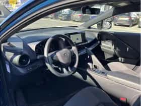 Toyota C-HR (2025) thumbnail 10
