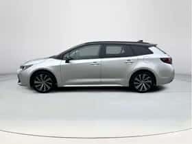 Toyota Corolla (2021) thumbnail 2