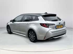 Toyota Corolla (2021) thumbnail 3