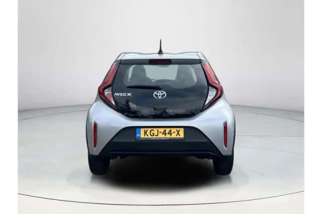 Toyota Aygo X (2023) thumbnail 4