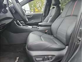Toyota RAV4 (2025) thumbnail 11
