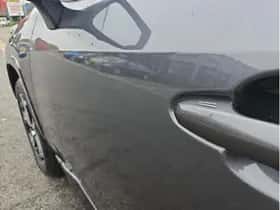 Toyota RAV4 (2025) thumbnail 16