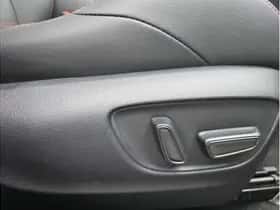 Toyota RAV4 (2025) thumbnail 38
