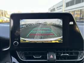 Toyota C-HR (2023) thumbnail 23