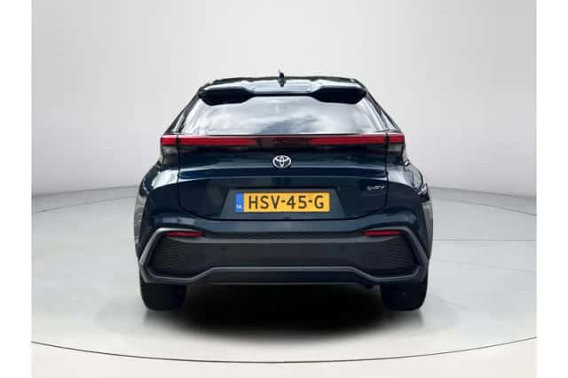 Toyota C-HR (2025) thumbnail 4