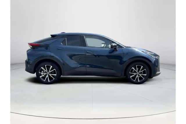 Toyota C-HR (2025) thumbnail 6