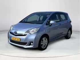 Toyota Verso-S (2012) thumbnail 1