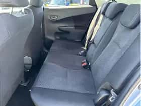 Toyota Verso-S (2012) thumbnail 11