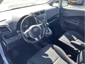 Toyota Verso-S (2012) thumbnail 14