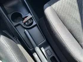 Toyota Verso-S (2012) thumbnail 25