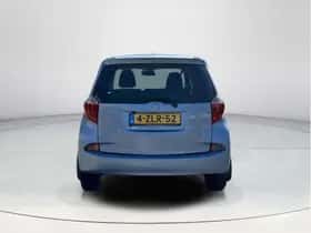 Toyota Verso-S (2012) thumbnail 4
