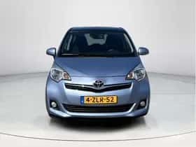 Toyota Verso-S (2012) thumbnail 8
