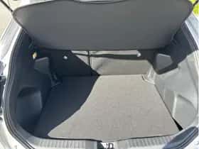 Toyota Yaris Cross (2025) thumbnail 15
