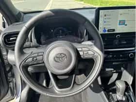Toyota Yaris Cross (2025) thumbnail 16