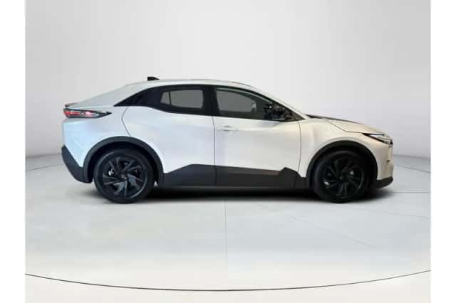 Toyota C-HR+ (2026) thumbnail 6