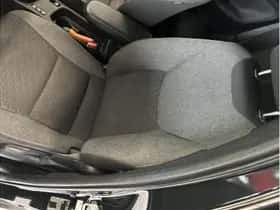 Toyota Yaris Cross (2022) thumbnail 12