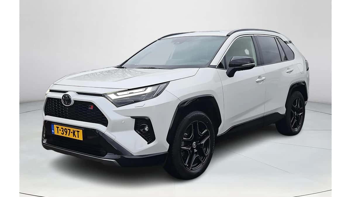Toyota RAV4 (2022) — foto 1