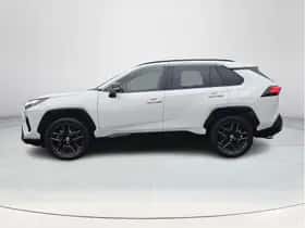 Toyota RAV4 (2022) thumbnail 2