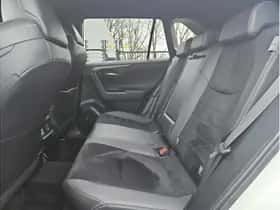 Toyota RAV4 (2022) thumbnail 12
