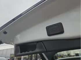 Toyota RAV4 (2022) thumbnail 16