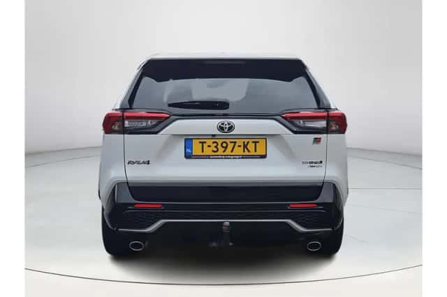 Toyota RAV4 (2022) thumbnail 4