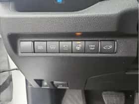 Toyota RAV4 (2022) thumbnail 36