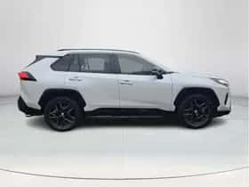 Toyota RAV4 (2022) thumbnail 6