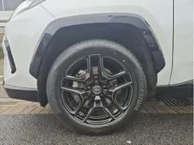 Toyota RAV4 (2022) thumbnail 10
