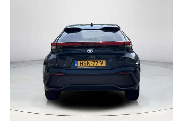 Toyota C-HR (2025) thumbnail 4