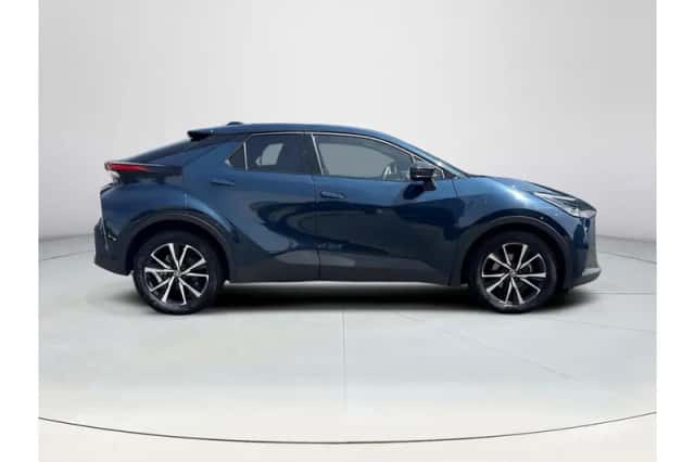 Toyota C-HR (2025) thumbnail 6