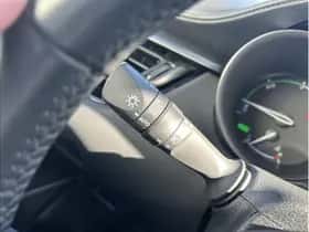 Toyota C-HR (2023) thumbnail 19