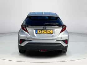 Toyota C-HR (2023) thumbnail 4