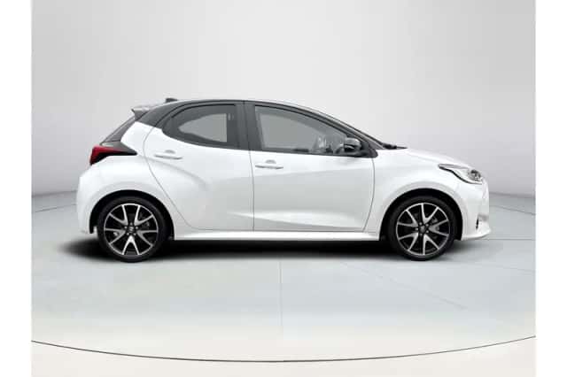 Toyota Yaris (2022) thumbnail 6