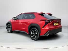 Toyota bZ4X (2022) thumbnail 3