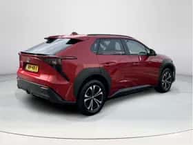 Toyota bZ4X (2022) thumbnail 5
