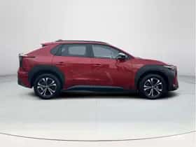 Toyota bZ4X (2022) thumbnail 6